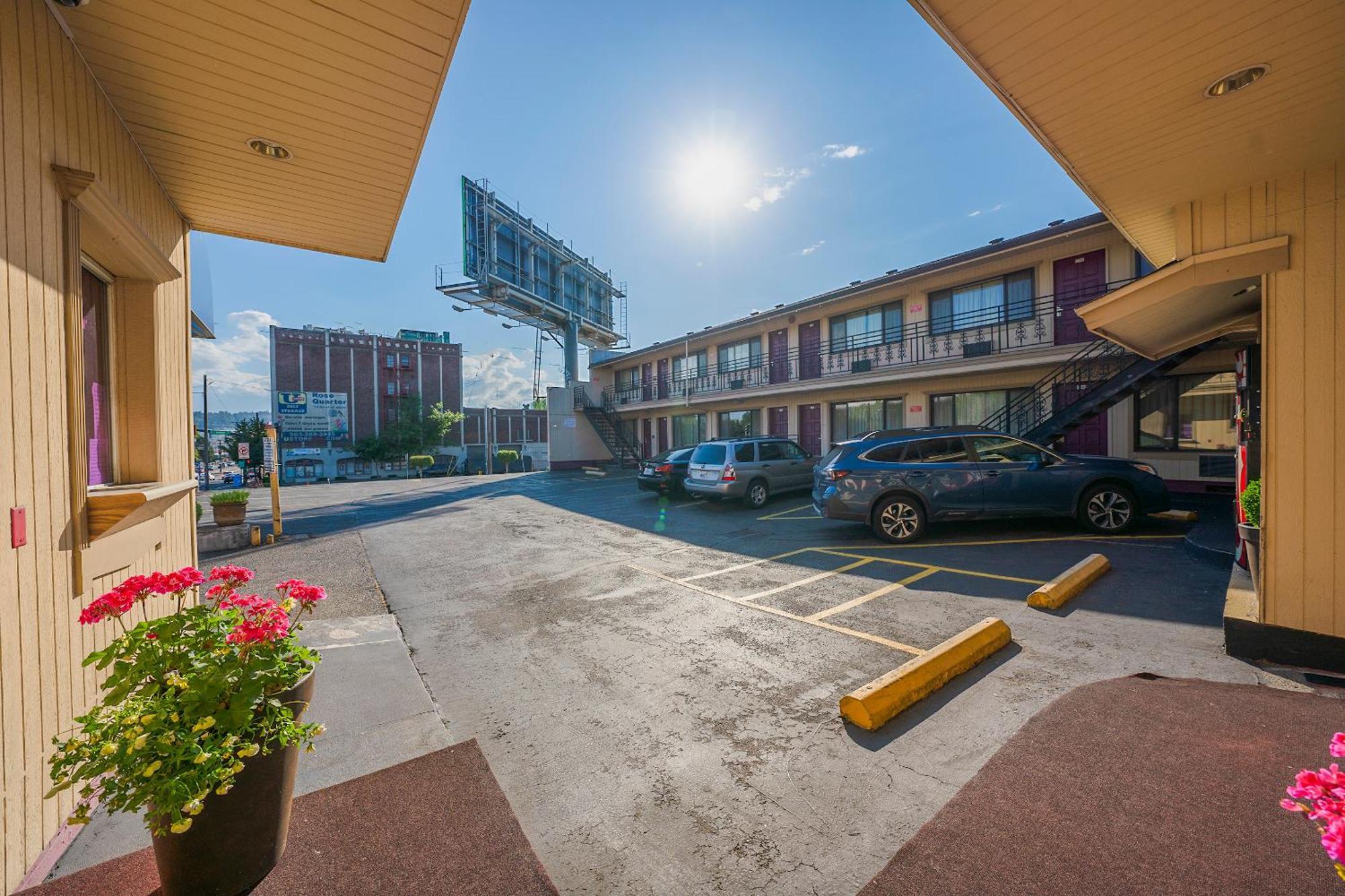 Broadway Inn Portland Downtown Exterior foto